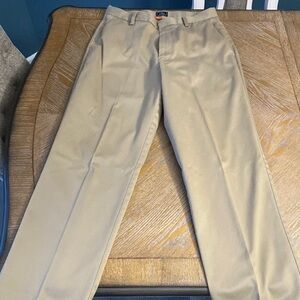 Dockers Classic Fit Dress Khakis